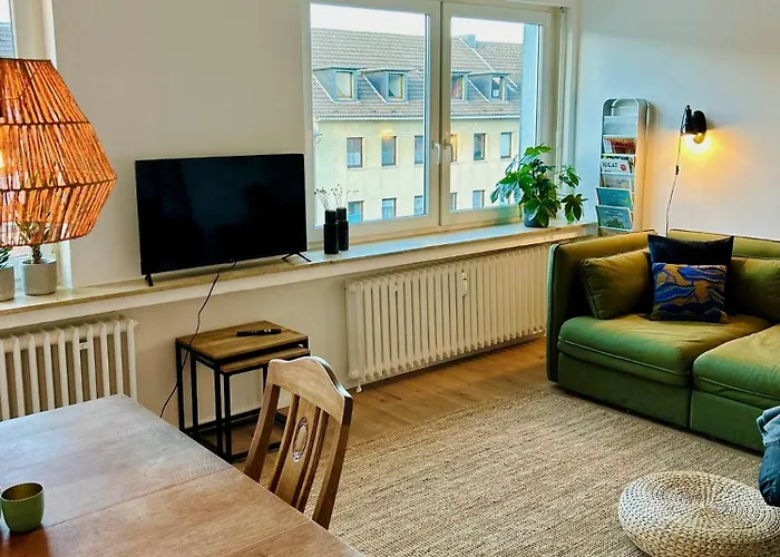 Feelslikehome - Wunderschoene Und Zentrale Wohnung Mit Balkon&Parkplatz